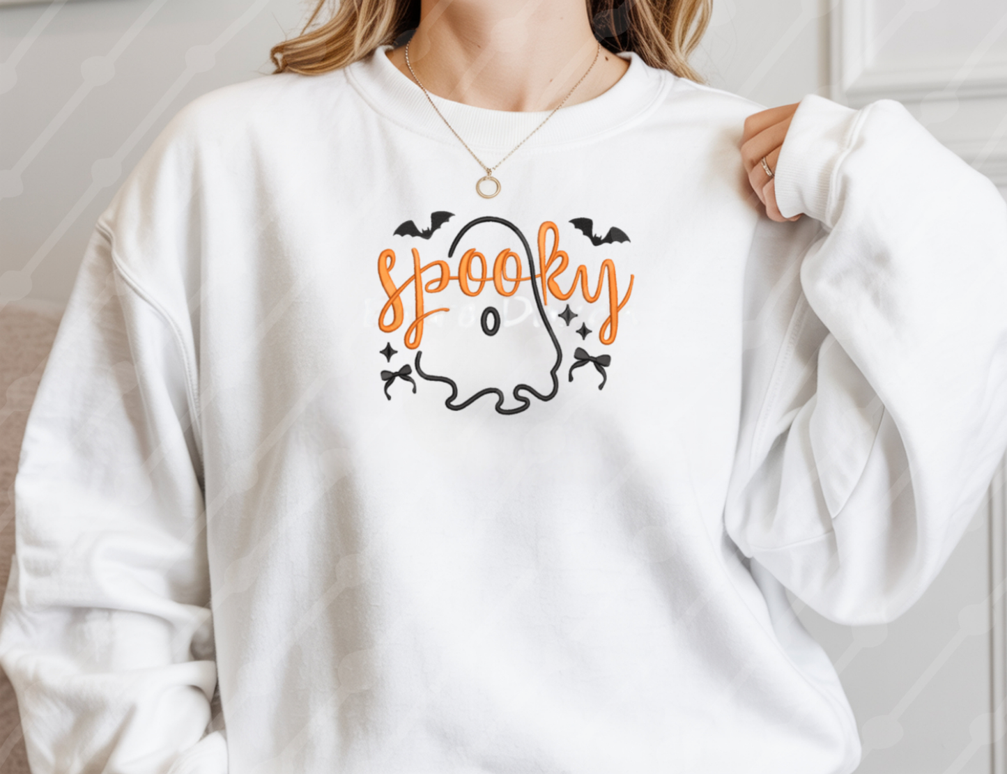 EMBROIDERED CREWNECK - SPOOKY GHOST