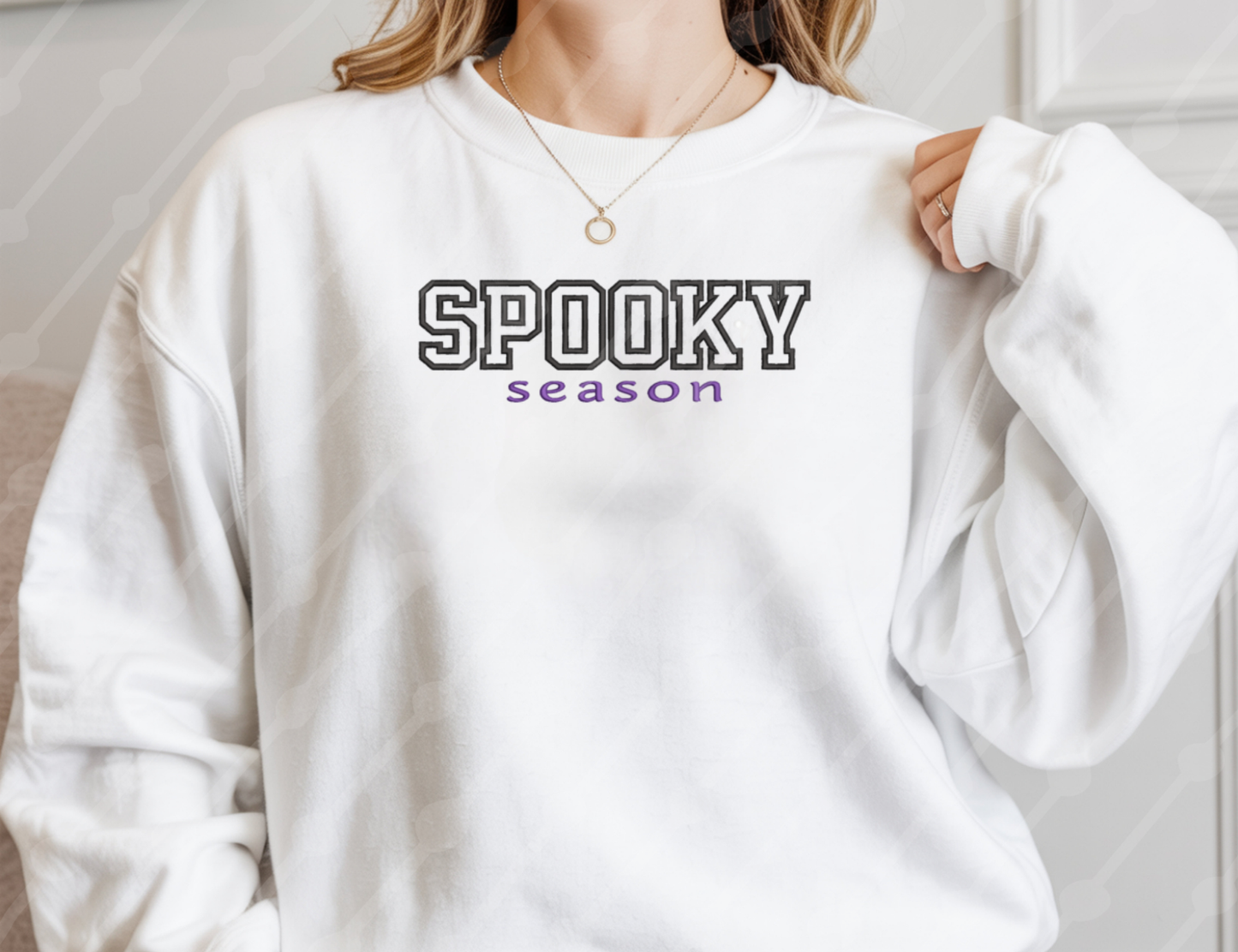 EMBROIDERED CREWNECK - SPOOKY SEASON