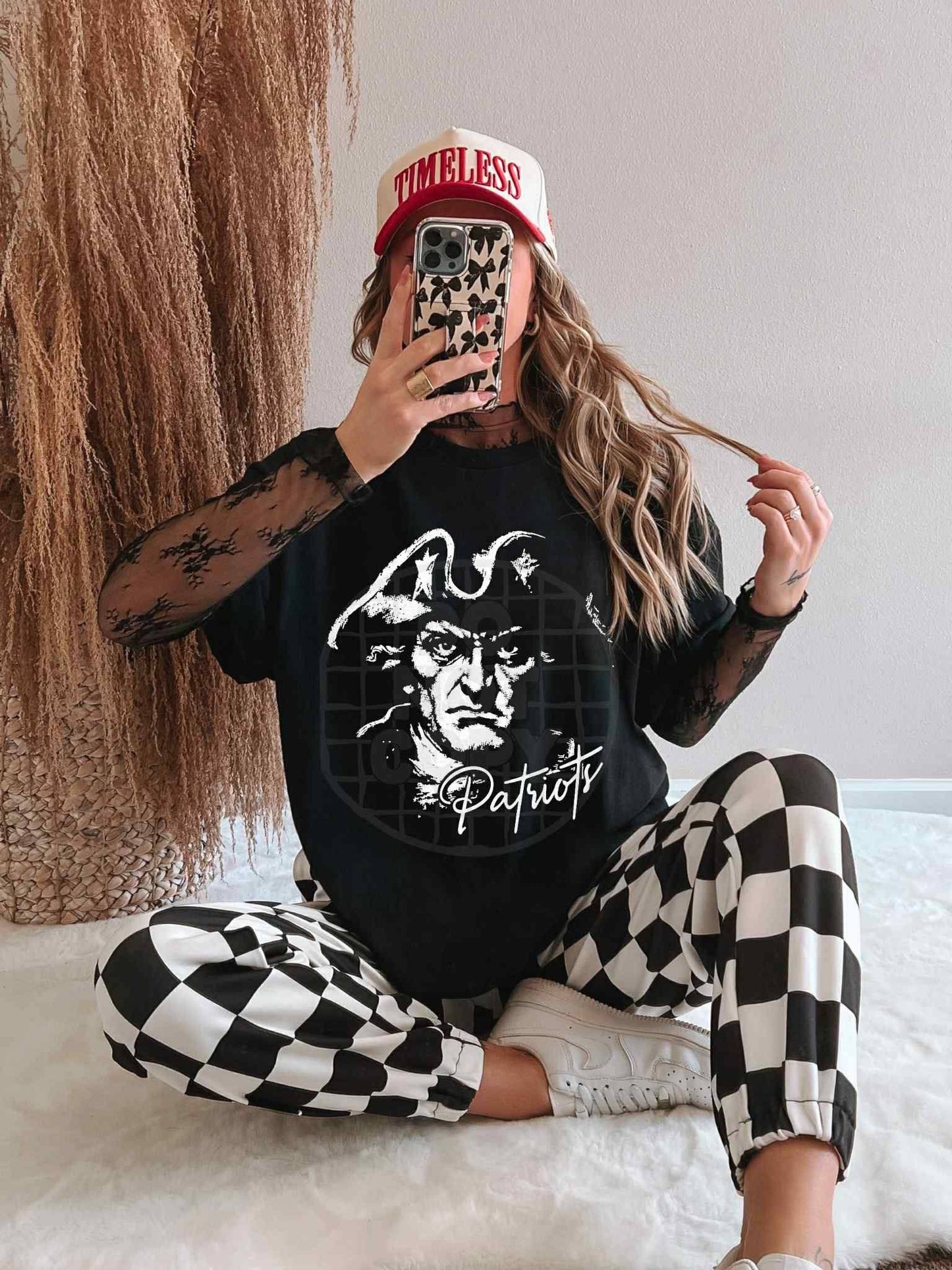 Black and White Patriots Mascot