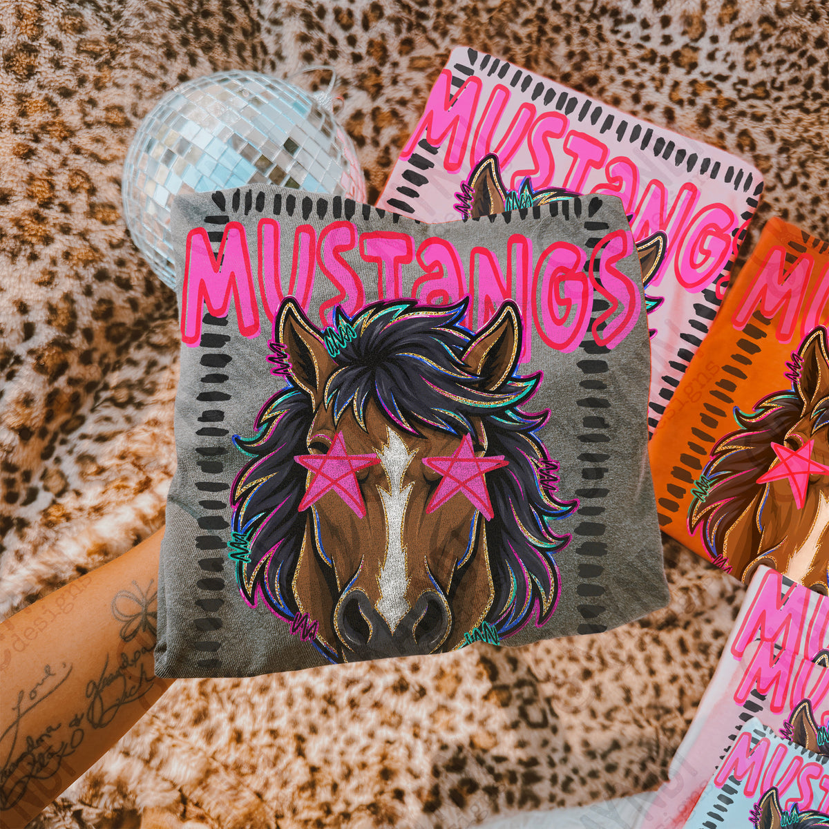 MUSTANGS STARSTRUCK MASCOT
