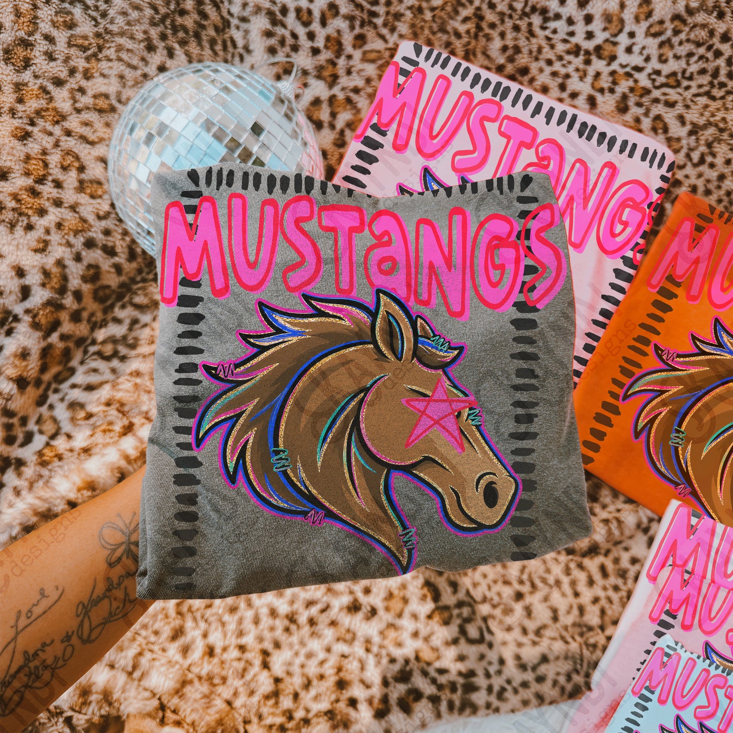 MUSTANGS STARSTRUCK MASCOT