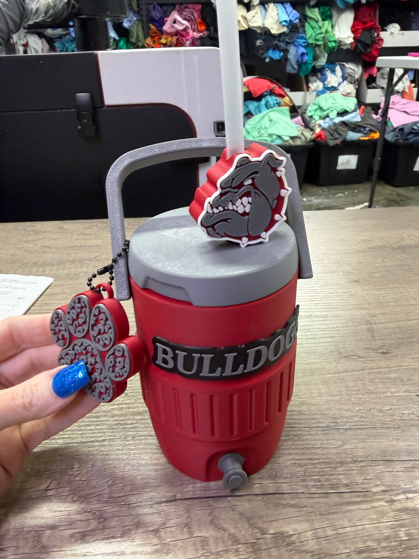 Bulldogs 12oz Standard Can Cooler with Straw Topper & Nail Saver Can Top Opener & Plastic Cup Insert for this who don’t drink from cans