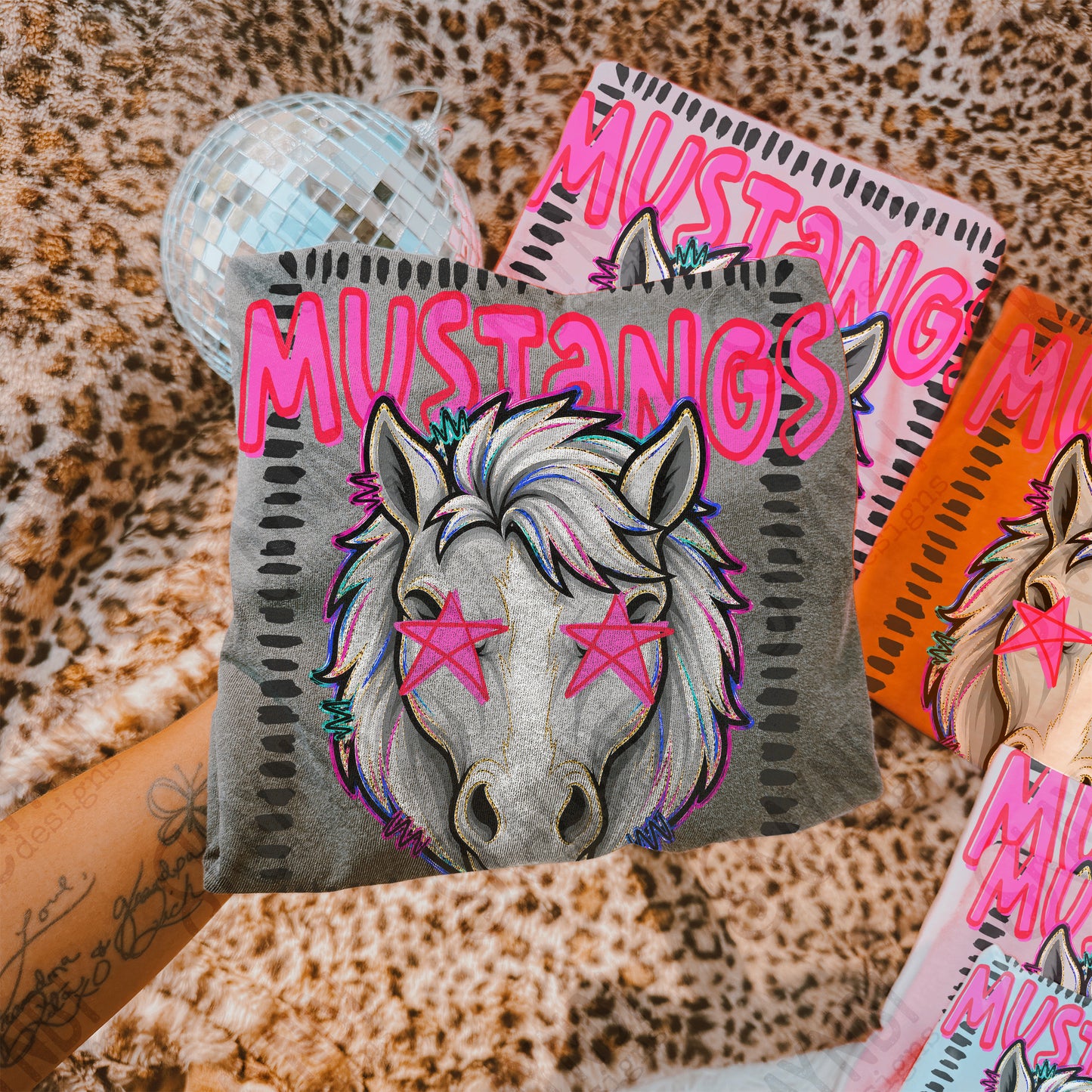 MUSTANGS STARSTRUCK MASCOT