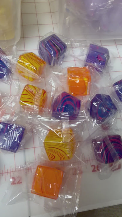 Swirl Cubes Tie Dye